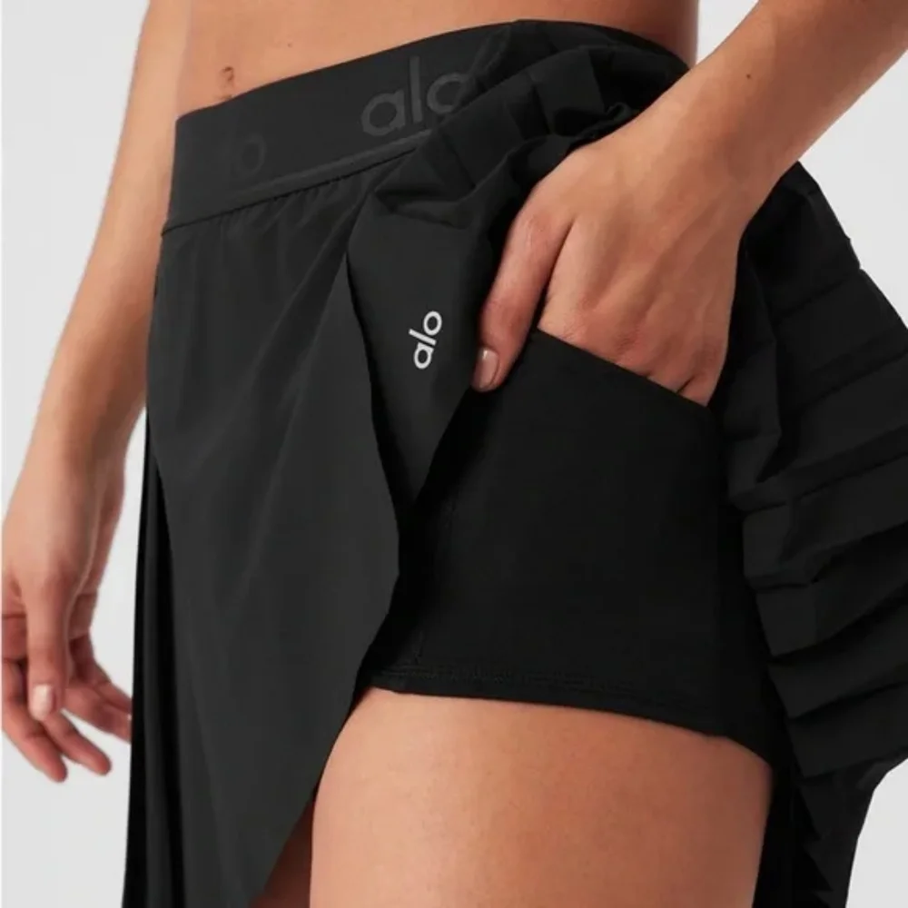 ALO Yoga Aces Tenis Skirt in Blue Splash Sz. XXS | The Summer I Turned Pretty